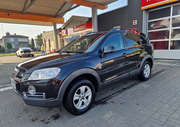 Chevrolet Captiva cena 27200 przebieg: 198790, rok produkcji 2010 z Kazimierz Dolny małe 172